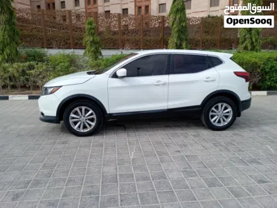 Nissan Rogue SV 2