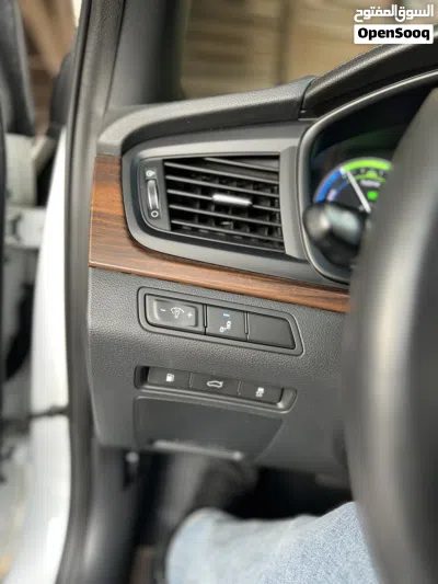 Hyundai Sonata Blue 4