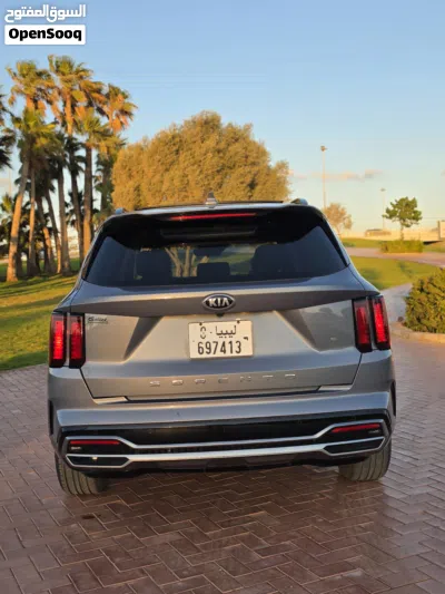 Kia Sorento S 3