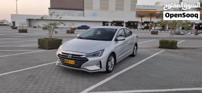 Hyundai Elantra SEL 2