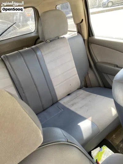 Mitsubishi Outlander GLX 4