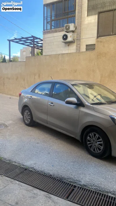 كيا بيجاس Standard 3
