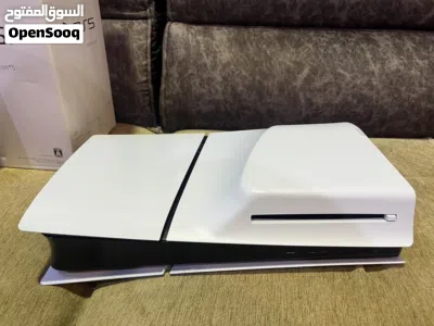 سوني 5 سلم مستخدم مكفول مع كامل ملحقاته 3