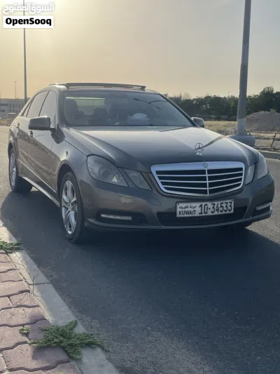 Mercedes Benz E-Class E 300 4