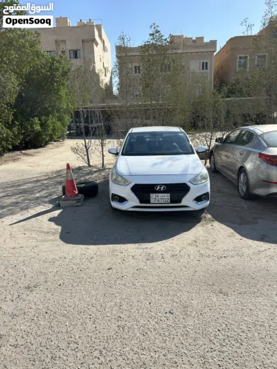 Hyundai Accent GL 2