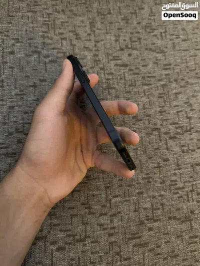آيفون 15 محلي 4