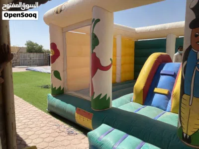 للبيع نطاطيه العدد2واحده جديده واحده استعمال خفيف4مرات انتفخت اب أكياسهم معهم رقع 2مكينه تفخ 4