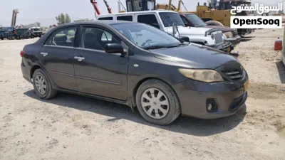 Toyota Corolla LE 2
