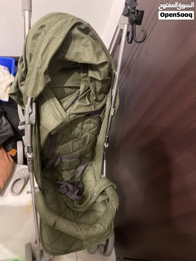 للبيع عربانه أطفال (Stroller) نظيفة جدا كالجديده 2