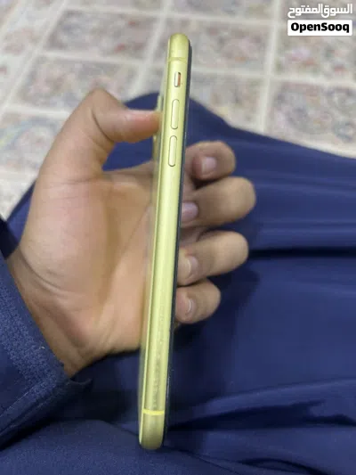 للبيع ايفون 11 4