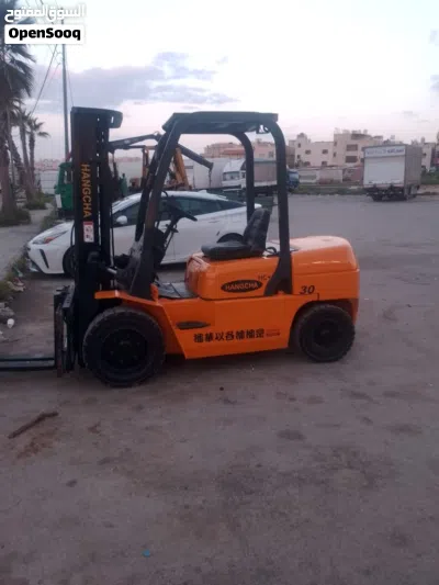 رافعه شوكيه نوع صيني حشوت ياباني اصلي ديزل حمولت 3 طن قير اتومتك جك وصط 4
