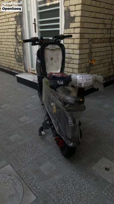 دراجه شحنR8 2