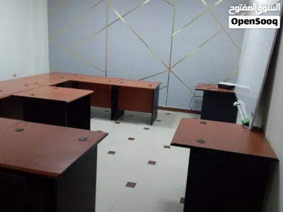 طاولات مدرسية ماليزية مربعة واصول اخرى حسب العرض 2