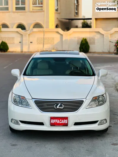 Lexus LS LS 460 2