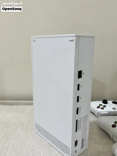 ..XBOX S .. 3
