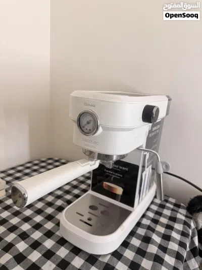 ماكينة قهوة اسبريسو Cafelizzia 790 White Pro 4