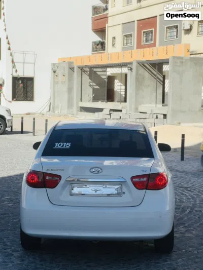 Hyundai Avante SE 4