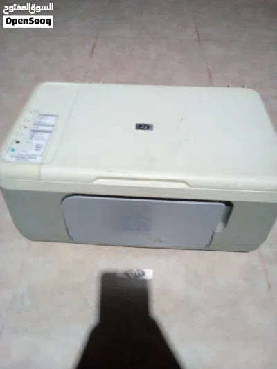 طابعه hp مستعمله مرتين ومخزنه فيها سكانر تطبع أكحل وملون ترتبط بالكمبوتر 4