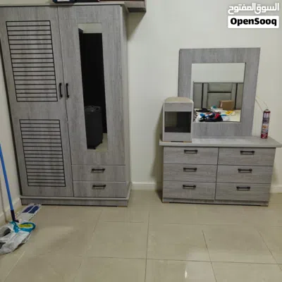 all furniture are in well and new condition 2