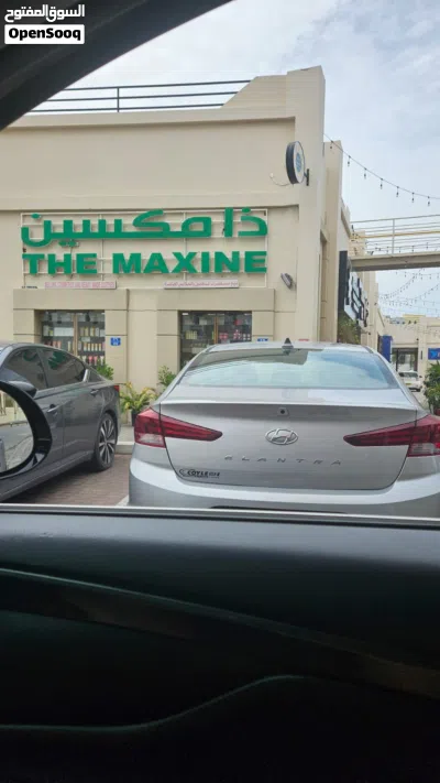Corner front shop excellent location at AlMaydan Plaza for rent 2