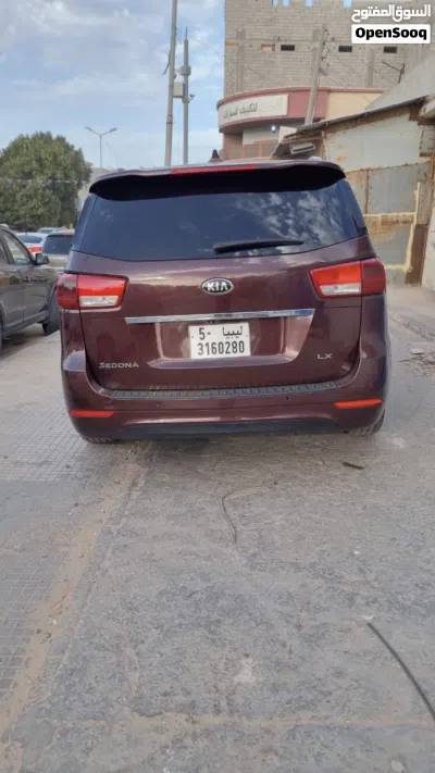 كيا سيدونا EX 4