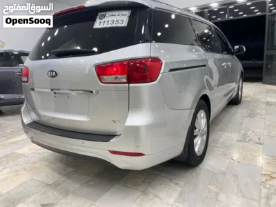 Kia Sedona EX 3