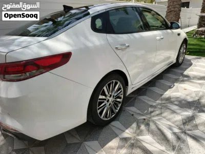 Kia Optima SX Turbo 3