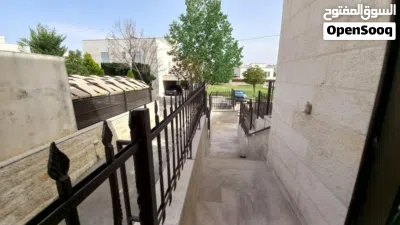 شقة غير مفروشة للبيع في عبدون ( Property 47768 )-165018 4