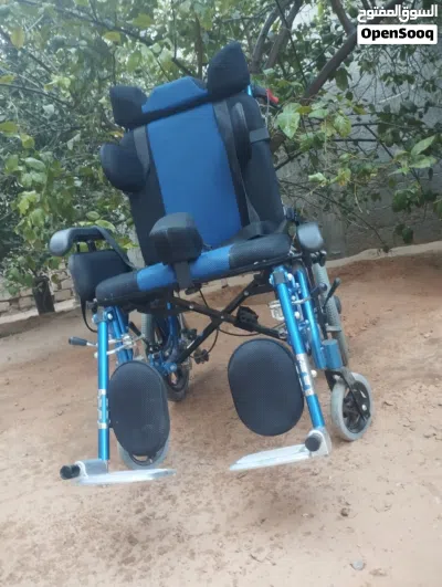 كرسي متحرك ديناميكي مخصص للشلل الدماغي و ذوي الاحتياجات الخاصة المعقدة.. استعمال اسبوع فقط 2