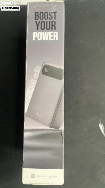 باور بانك 20000mAh متوافقه مع الشحن السريع وشحن أجهزه متعدده معاً يحتوي ايضاً على شاشه رقميه ذكيه 3