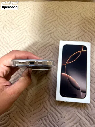 iPhone 16 pro 2