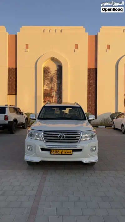 تويوتا لاند كروزر GXR 2