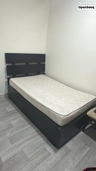 Bed Coat & Mattresses 3