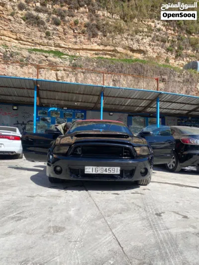 Ford Mustang V6 2