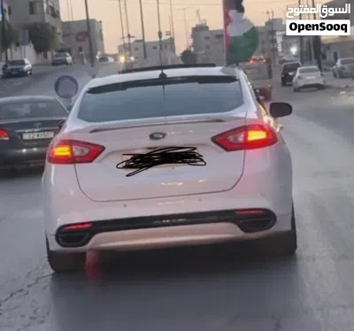 Ford Fusion SEL 2