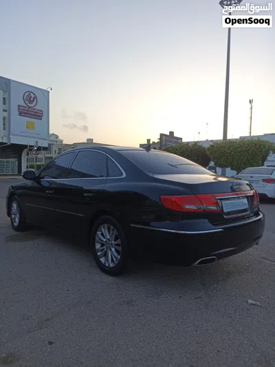 هيونداي ازيرا Standard 3