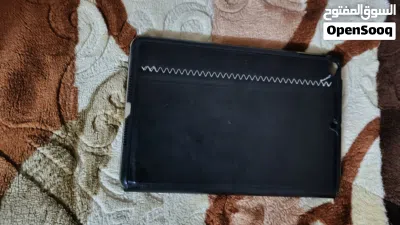 للبيع ايباد ميني 5شغال فيه البصمه خربانه بس ما فيه اي اعطال 2