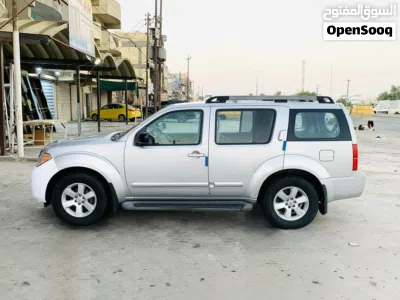 Nissan Pathfinder SL 2