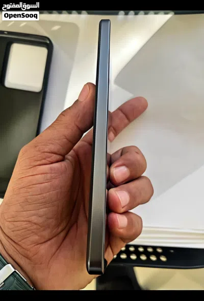 Almost New Realme GT 7T 5G For Sale! 3