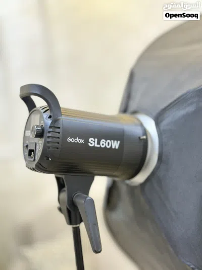 ضوء Godox sl60w+ soft box 4