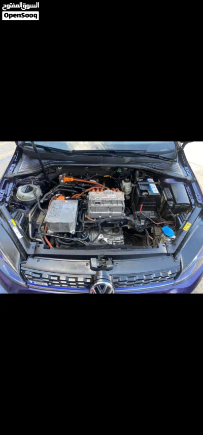 Volkswagen Golf E-Golf 2