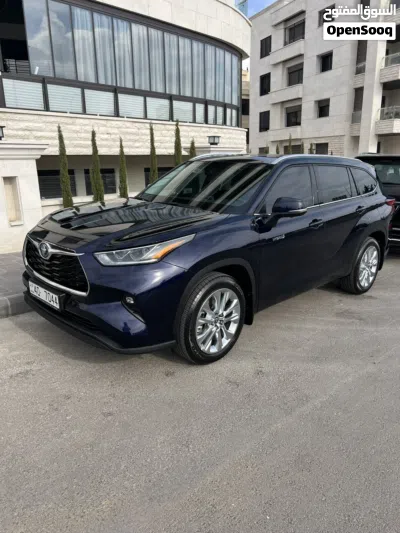 Toyota Highlander Limited 3