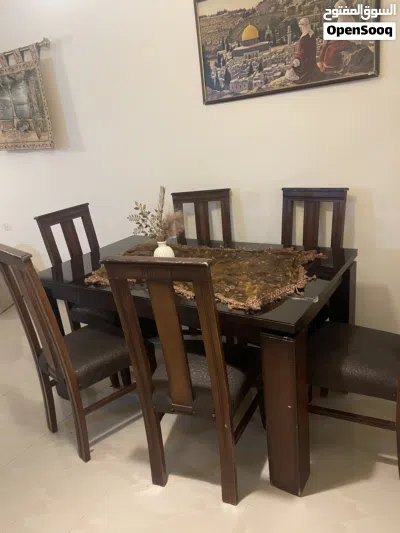 طاولة سفرة مع 6 كراسي للبيع 3