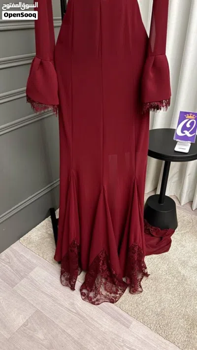 فساتين. كوين 4