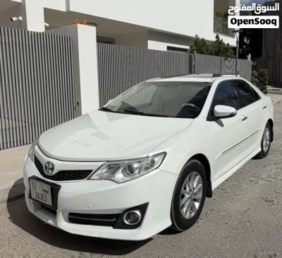 Toyota Camry GLX 2