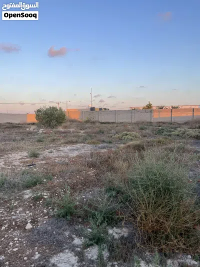 قطعة أرض للبيع في طريق النقل الثقيل 3