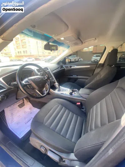 Ford Fusion SE 4