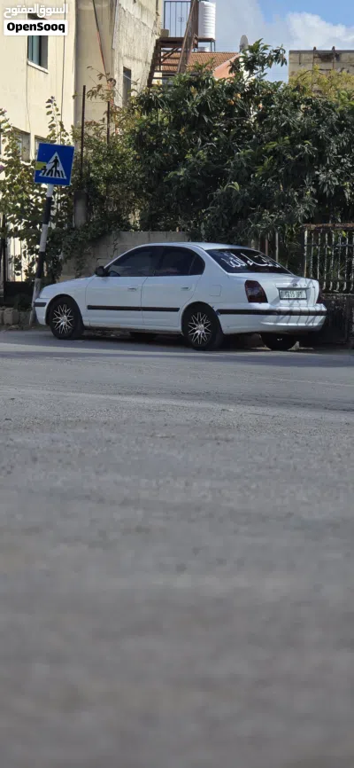 هيونداي افانتي Standard 3