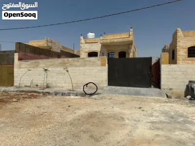 بيت للبيع شاليه للبيع في الغور منطقة الكرامه 2