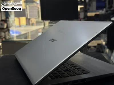 Acer aspire celeron (R) STORAGE : 128 GB SD RAM : 4 GB 2